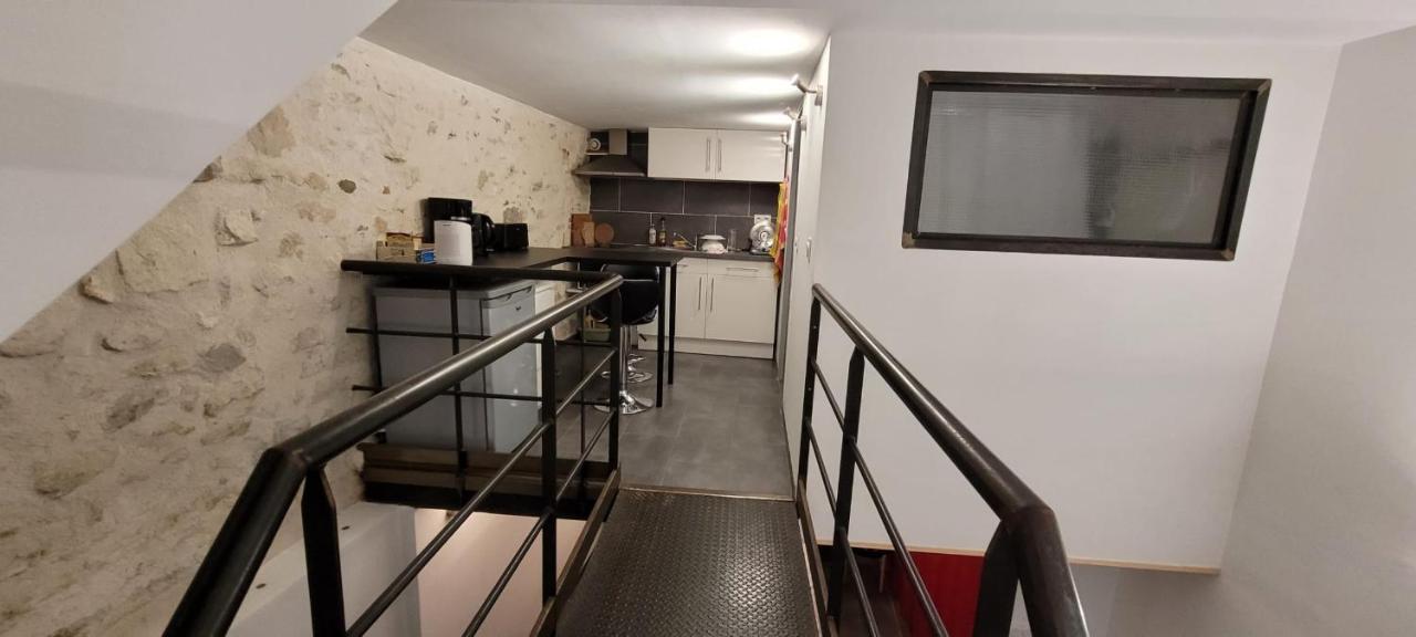 Apartment Charming In The Heart Of Avignon